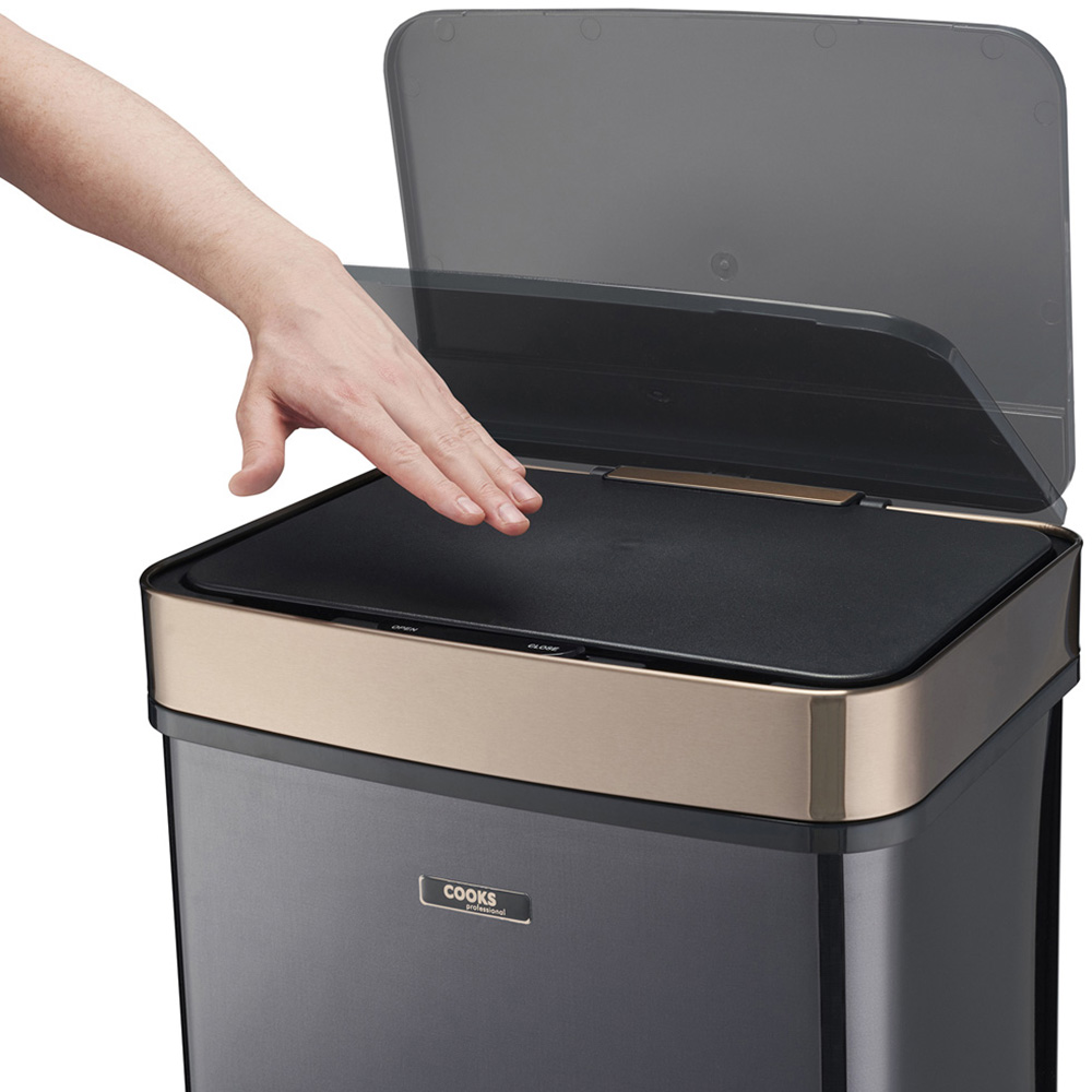 Cooks Professional K275 Black Recycling Sensor Bin Image 5