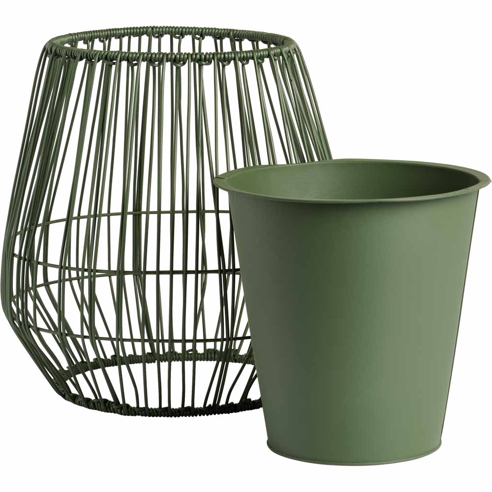 Wilko Green Rattan Planter 29.5cm Wilko