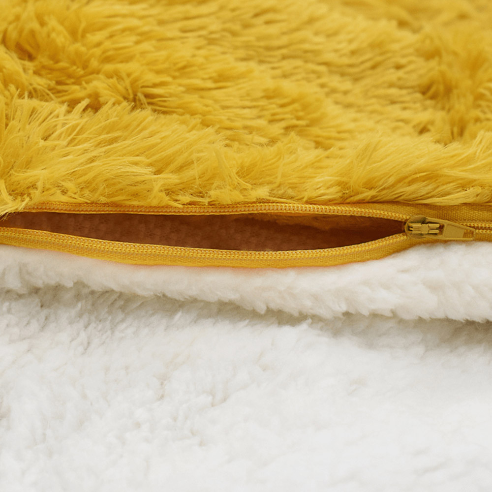 Velosso Alaska Double Ochre Faux Fur Duvet Set Image 3