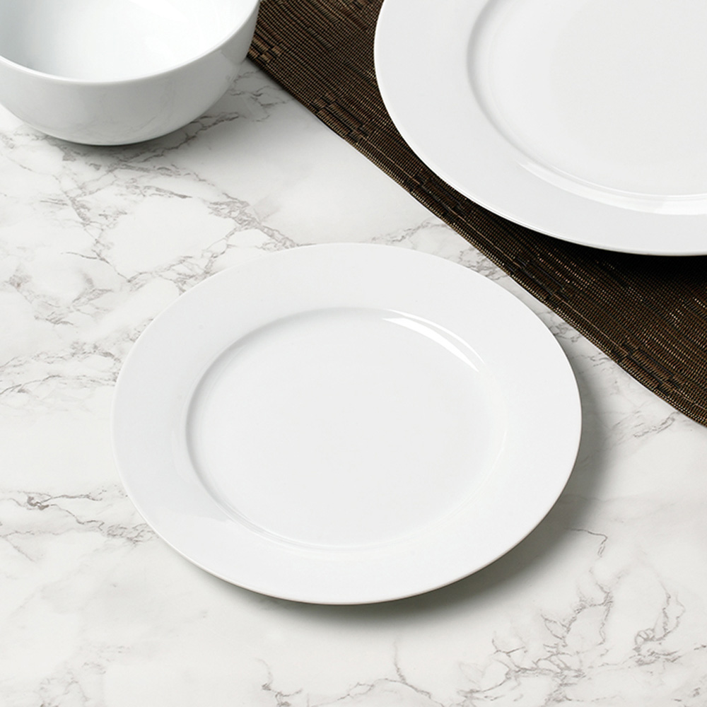 Waterside Rimmed White 24 Piece Dinner Set Image 4
