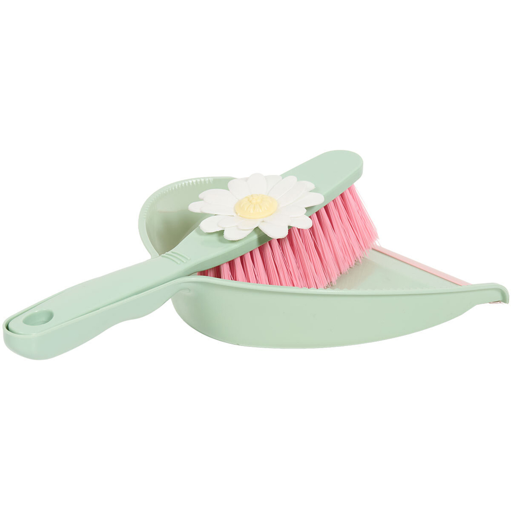 Flower Dustpan and Brush Image 8