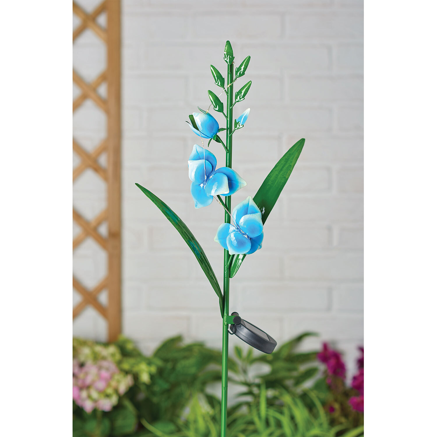 Single Floral Garden Solar Stake Light 92cm in Assorted styles Image 5