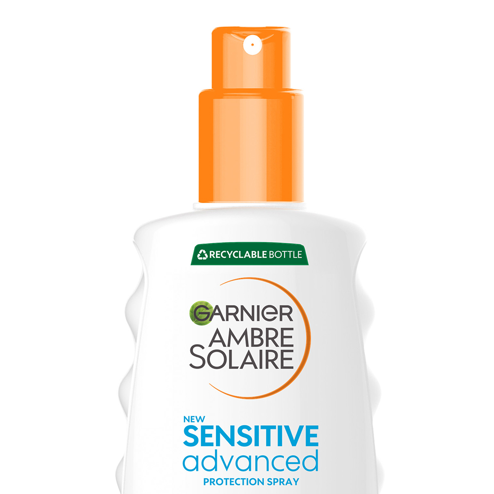 Garnier Ambre Solaire Sensitive Advanced Protection Spray SPF50+ 150ml Image 2
