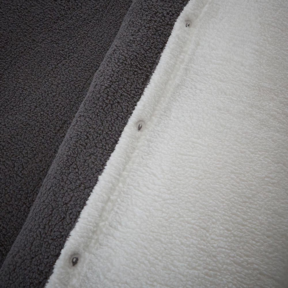 Silentnight Teddy Fleece Reversible Duvet Set In Grey Single Image 4