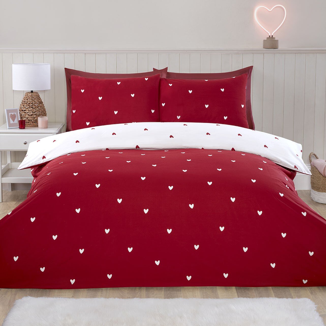 Love Heart Duvet Set - Red / King Image 1