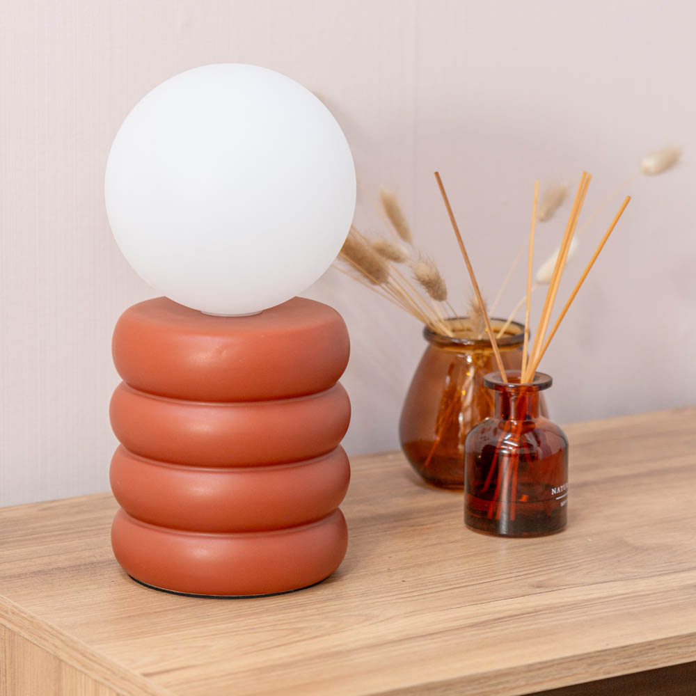 ValueLights Rix Rust Ring Ceramic LED Table Lamp Image 3