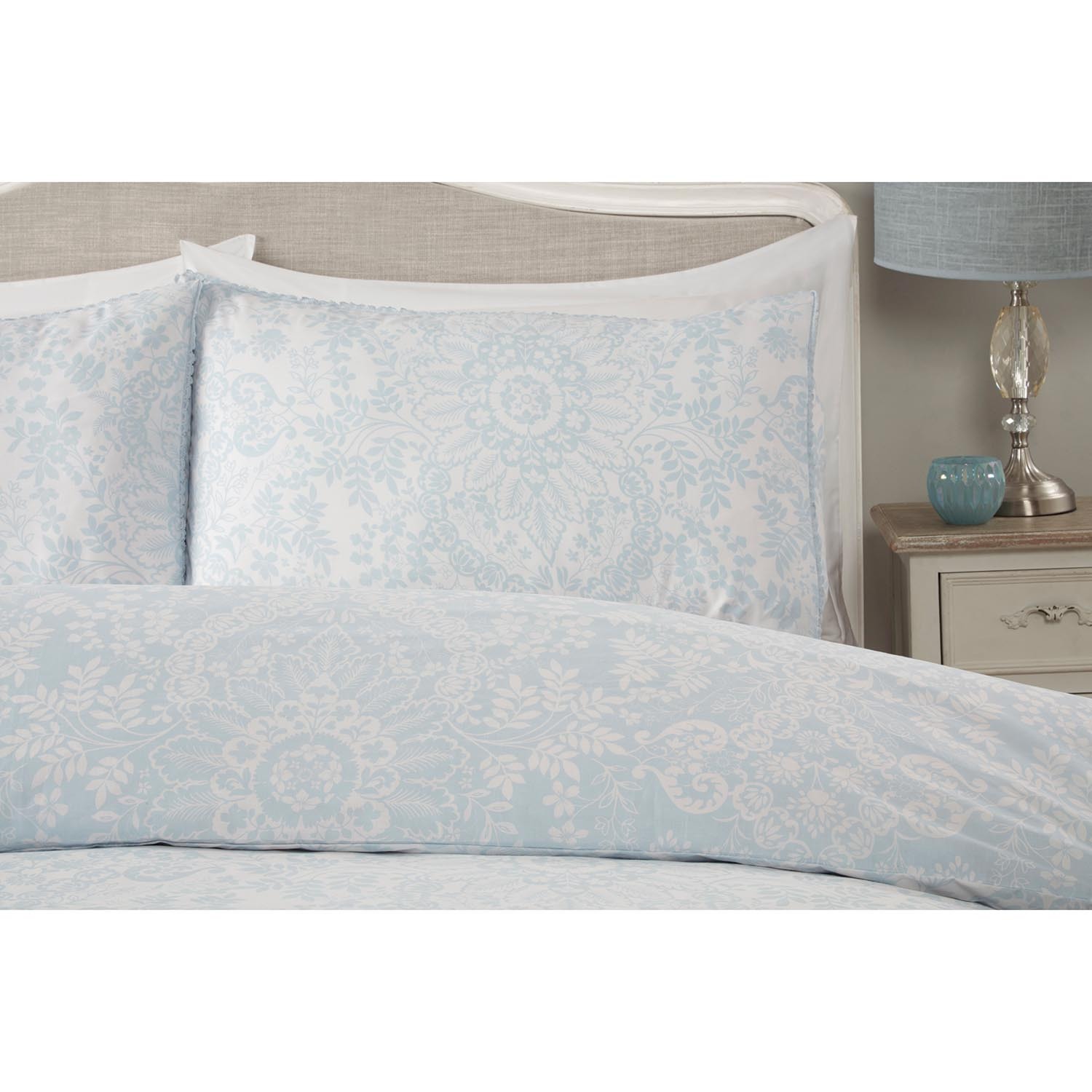 Elodie Paisley Duvet Cover and Pillowcase Set - Blue / King Image 2