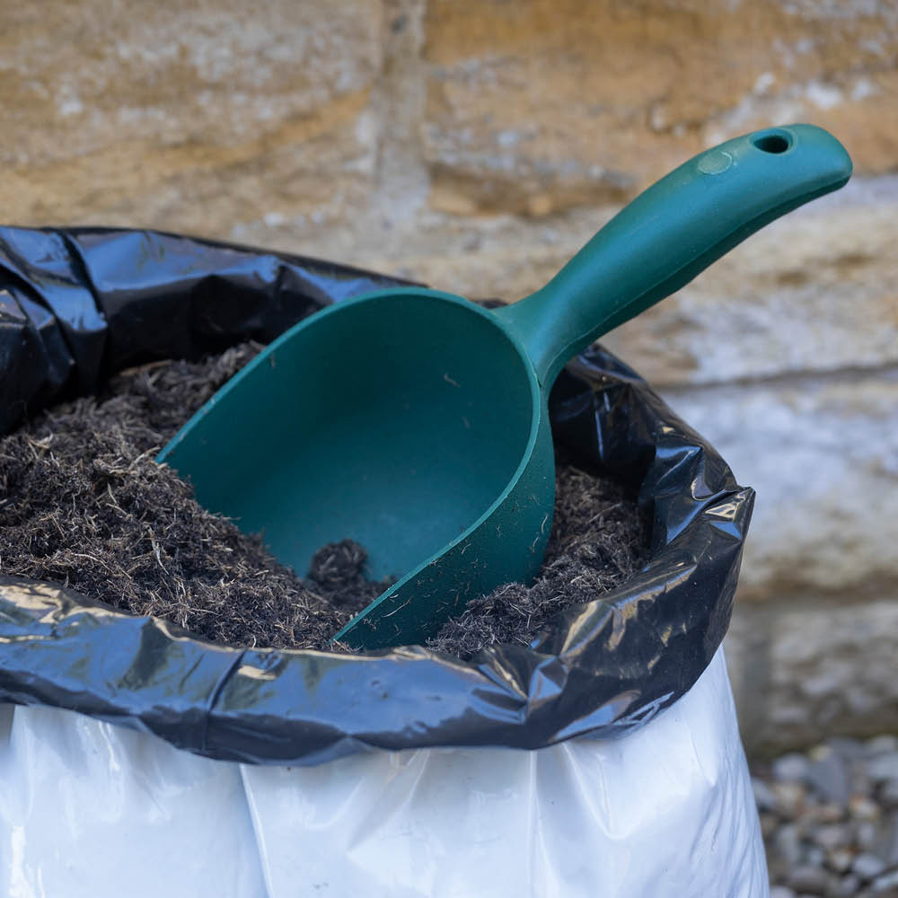 YouGarden Professional Compost with Trowel 110L Image 5