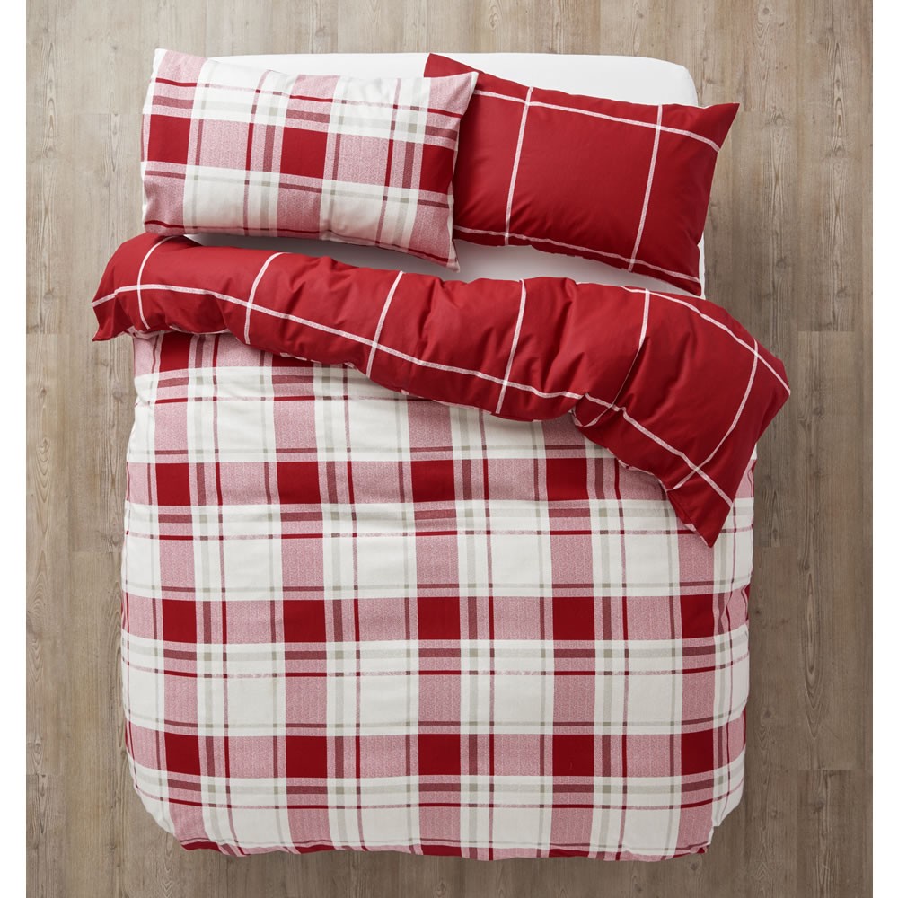 Wilko 100% Brushed Cotton Red Check King Size Duvet Set Image 3
