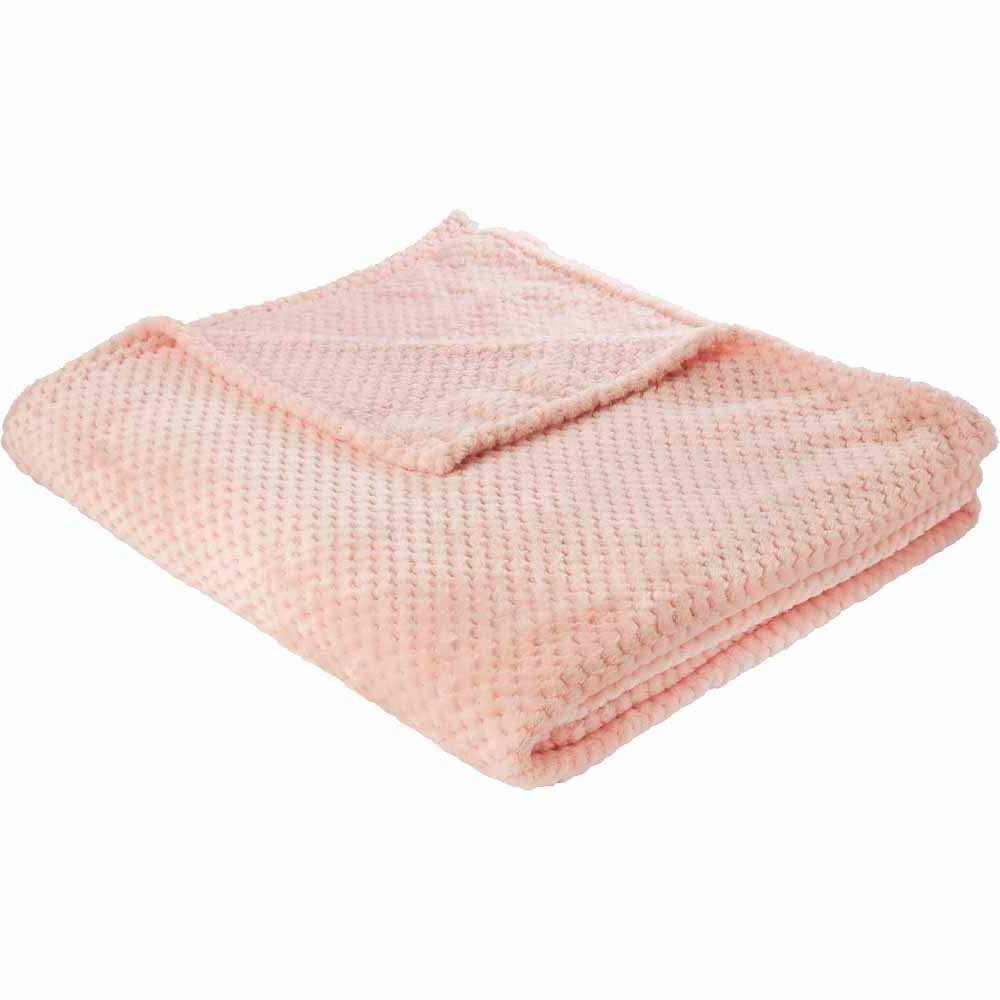 Wilko Blush Waffle Throw 200 x 240cm Wilko