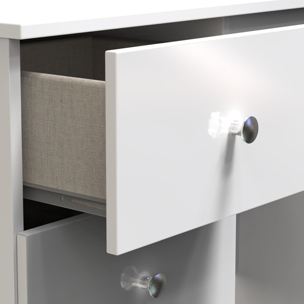 Crowndale Yarmouth 3 Drawer White Vanity Ready Assembled Image 6