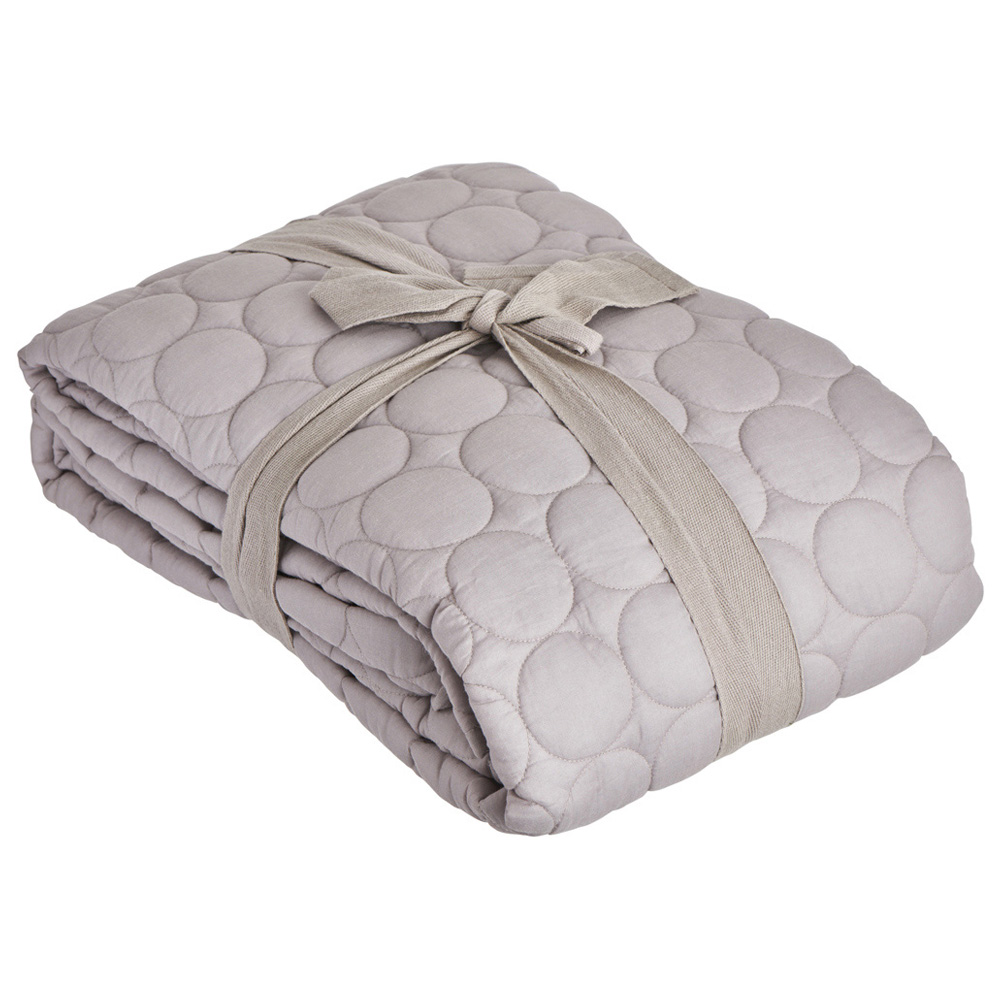Wilko Quilted Throw 130 x 170cm 130 x 170cm Image 4