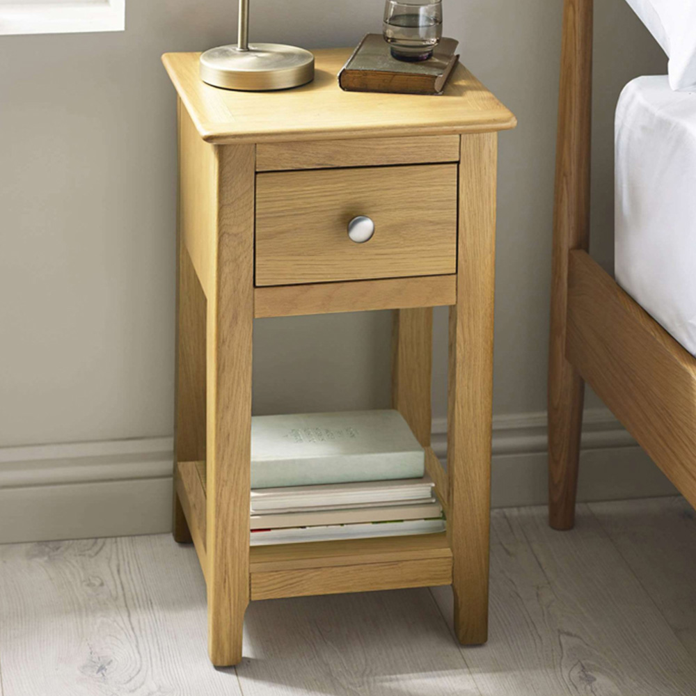 Julian Bowen Somerset Single Drawer Single Shelf Oak Compact Bedside Table Image 1