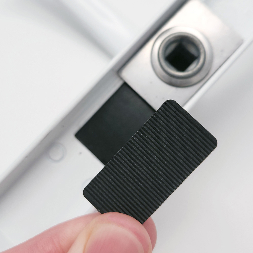 VERSA White UPVC Adjustable Door Handle Wilko