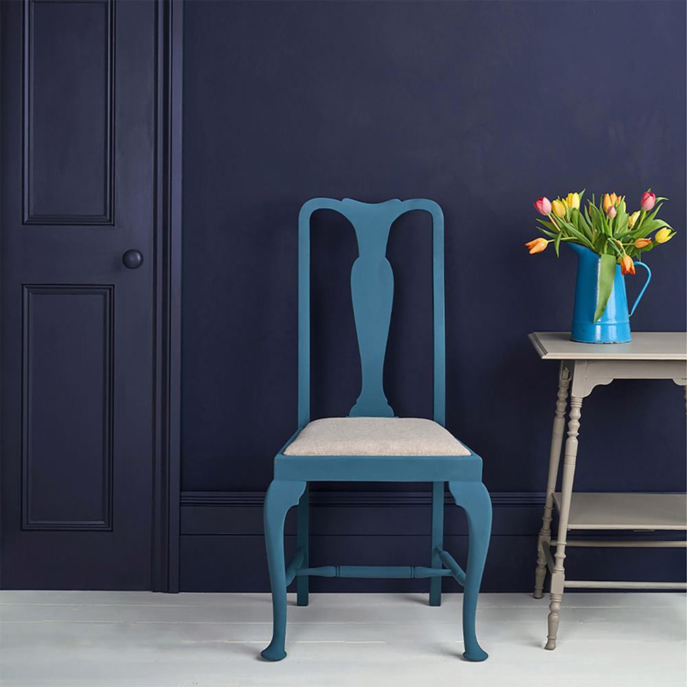Annie Sloan Oxford Navy Wood and Metal Satin Paint 750ml Image 4