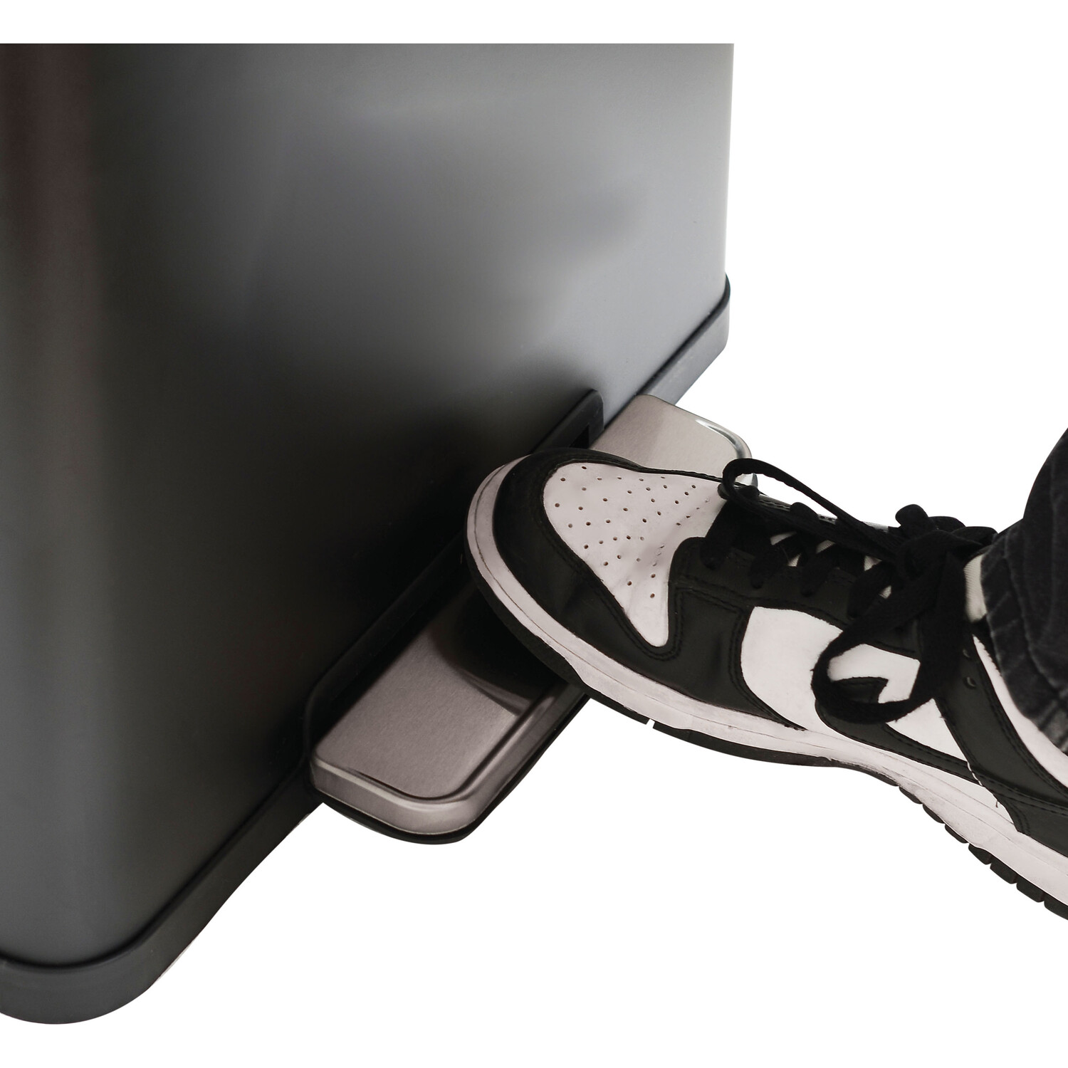 Premium Pedal Bin 60L Image 3