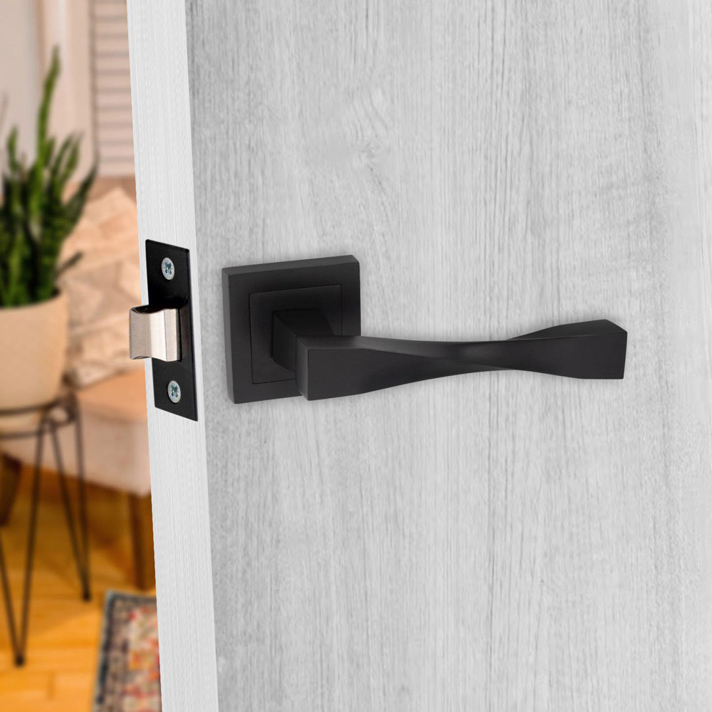 Golden Grace Matt Black Astrid Straight Bathroom Door Handle Set Image 2