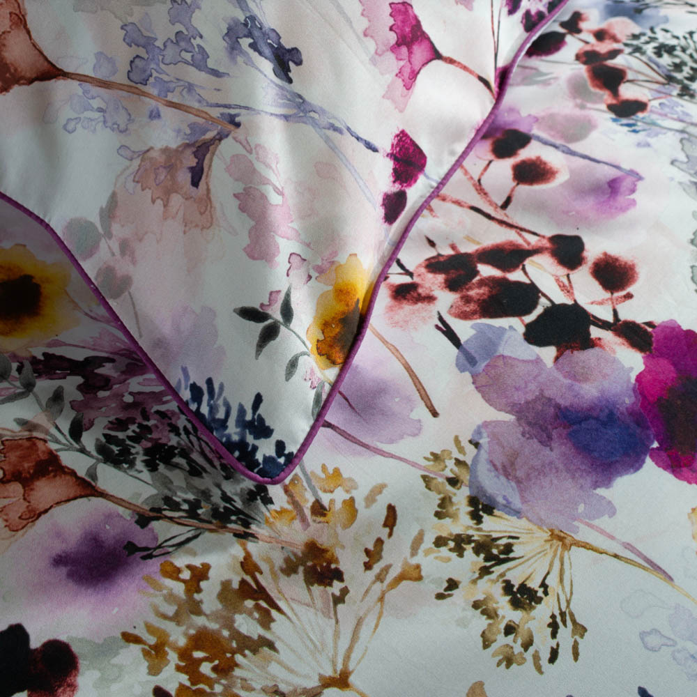 The Lyndon Company King Size Lilac Watercolour Floral 180 Thread Count Duvet Set Image 2