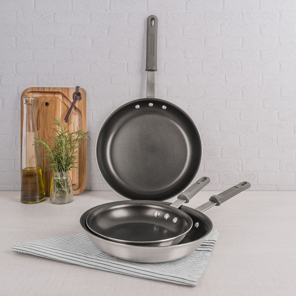 Tramontina 30cm Aluminium Non-Stick Frying Pan Image 2