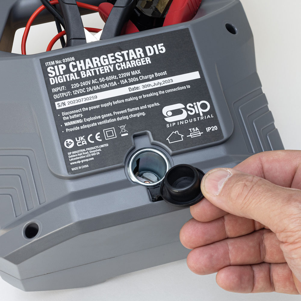 SIP Chargestar D15 Digital Battery Charger Image 8
