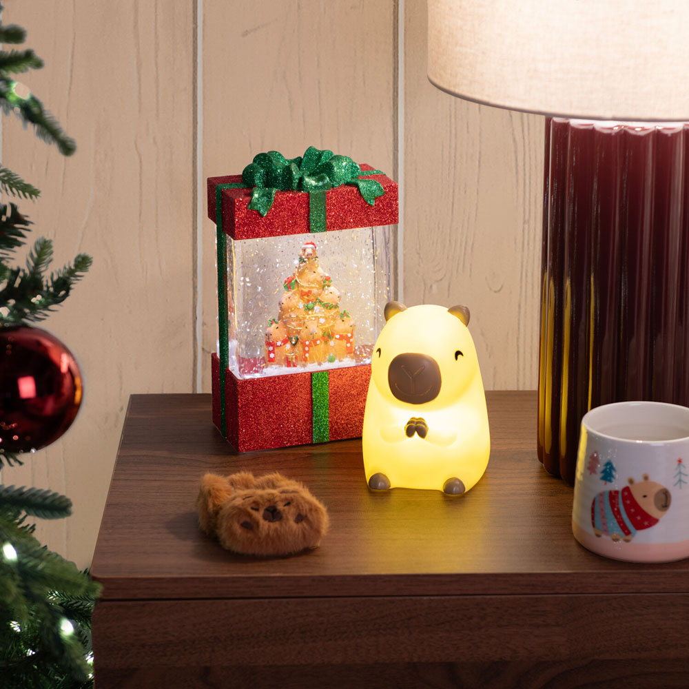 Capybara Battery Operated LED Desk Light Image 9
