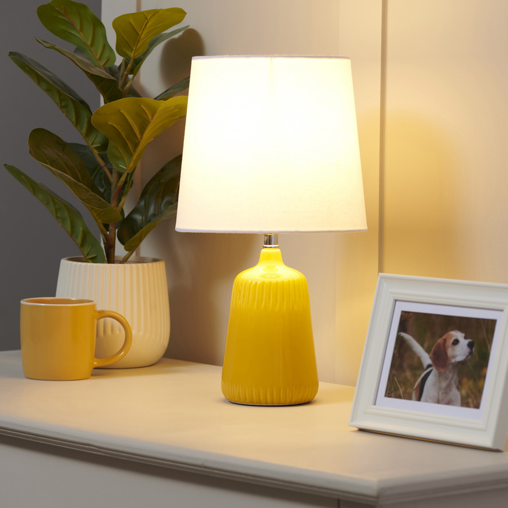 Wilko Ochre Ceramic Dash Table Lamp Image 6