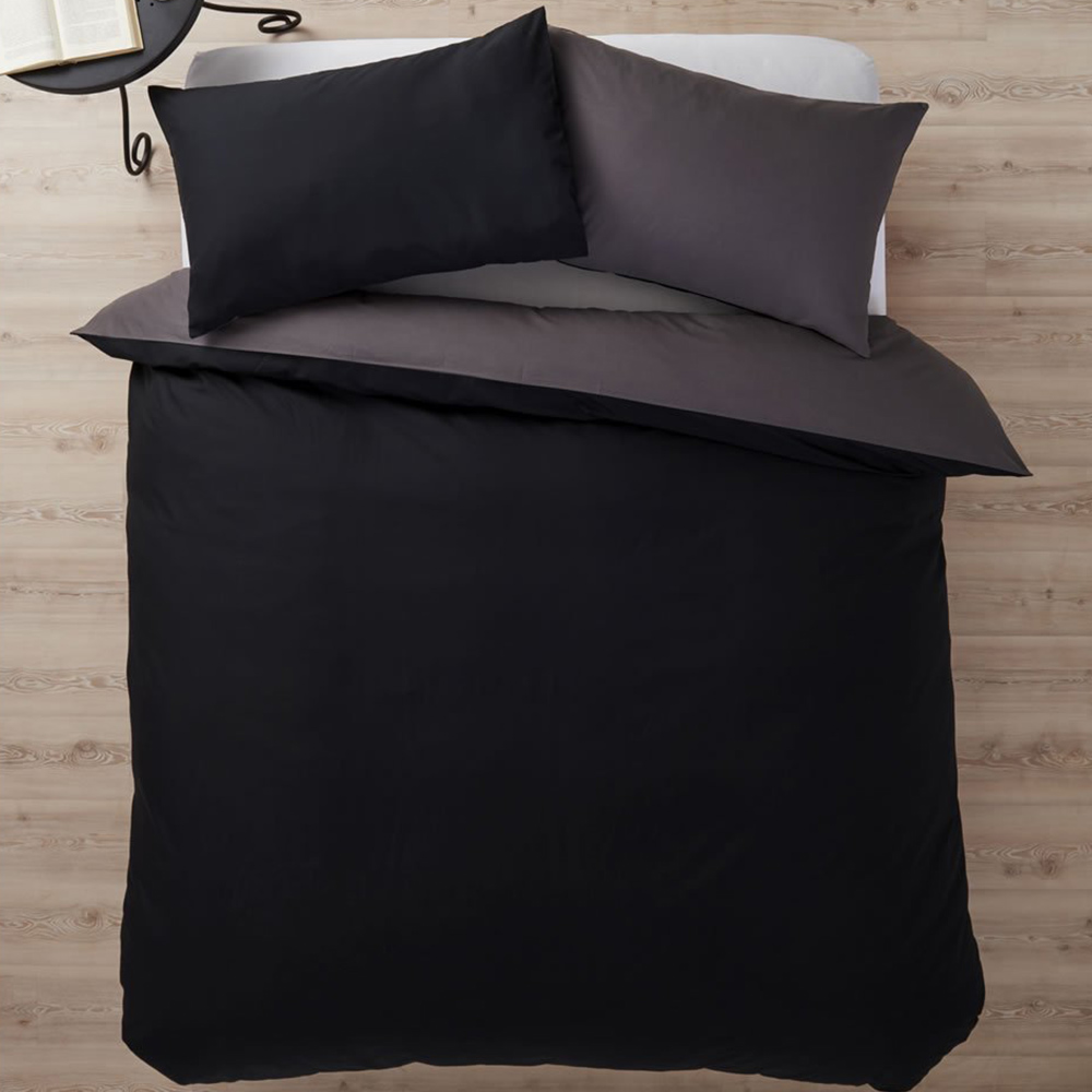 Wilko Double Black and Charcoal 144 Thread Count Reversible Duvet Set Image 2
