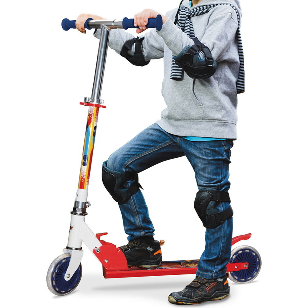 Mondo Kids Disney Cars Lightning McQueen 2 Wheel Foldable Scooter with Adjustable Handlebar Image 3
