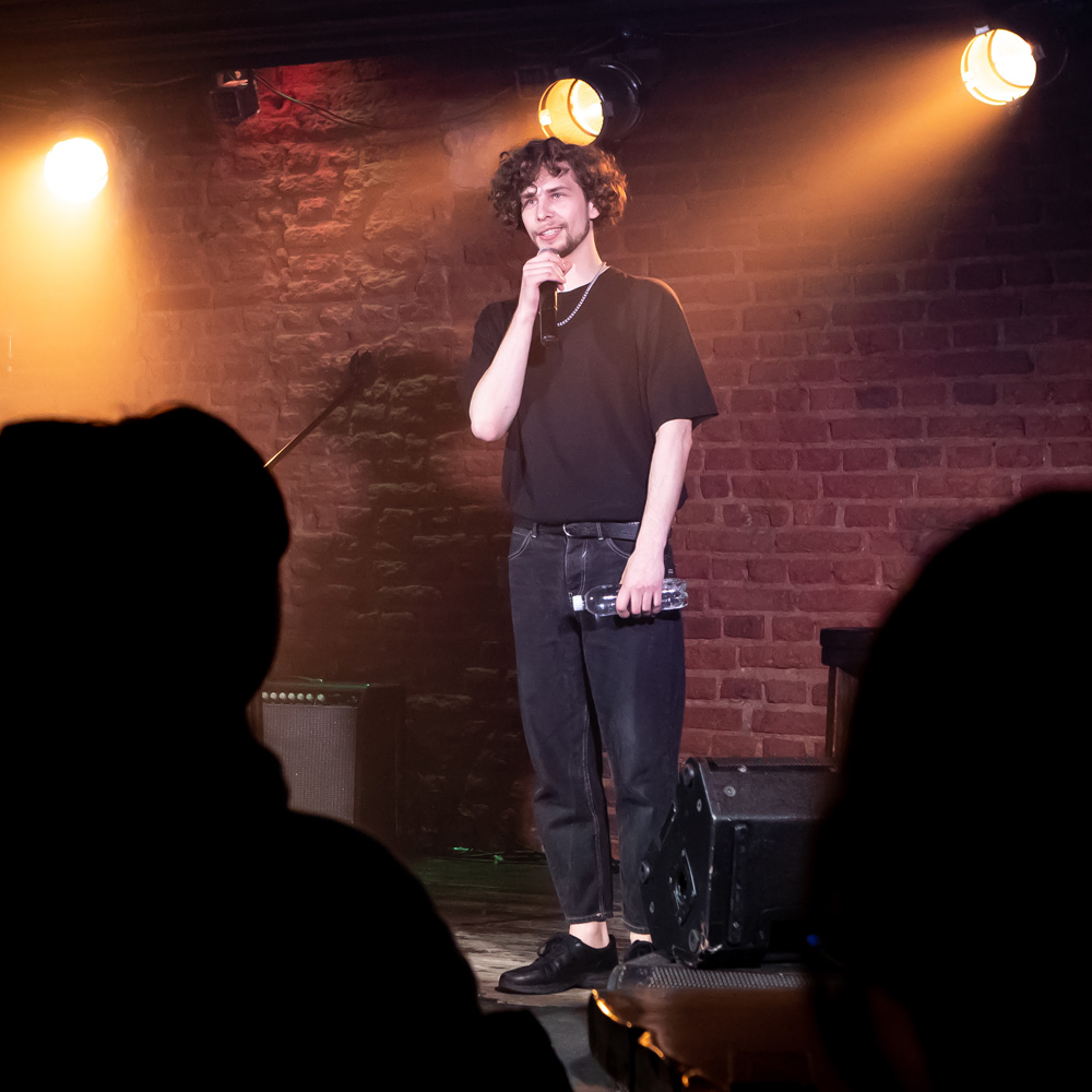 Activity Superstore Comedy Night Gift Experience 4 Pack Image 3