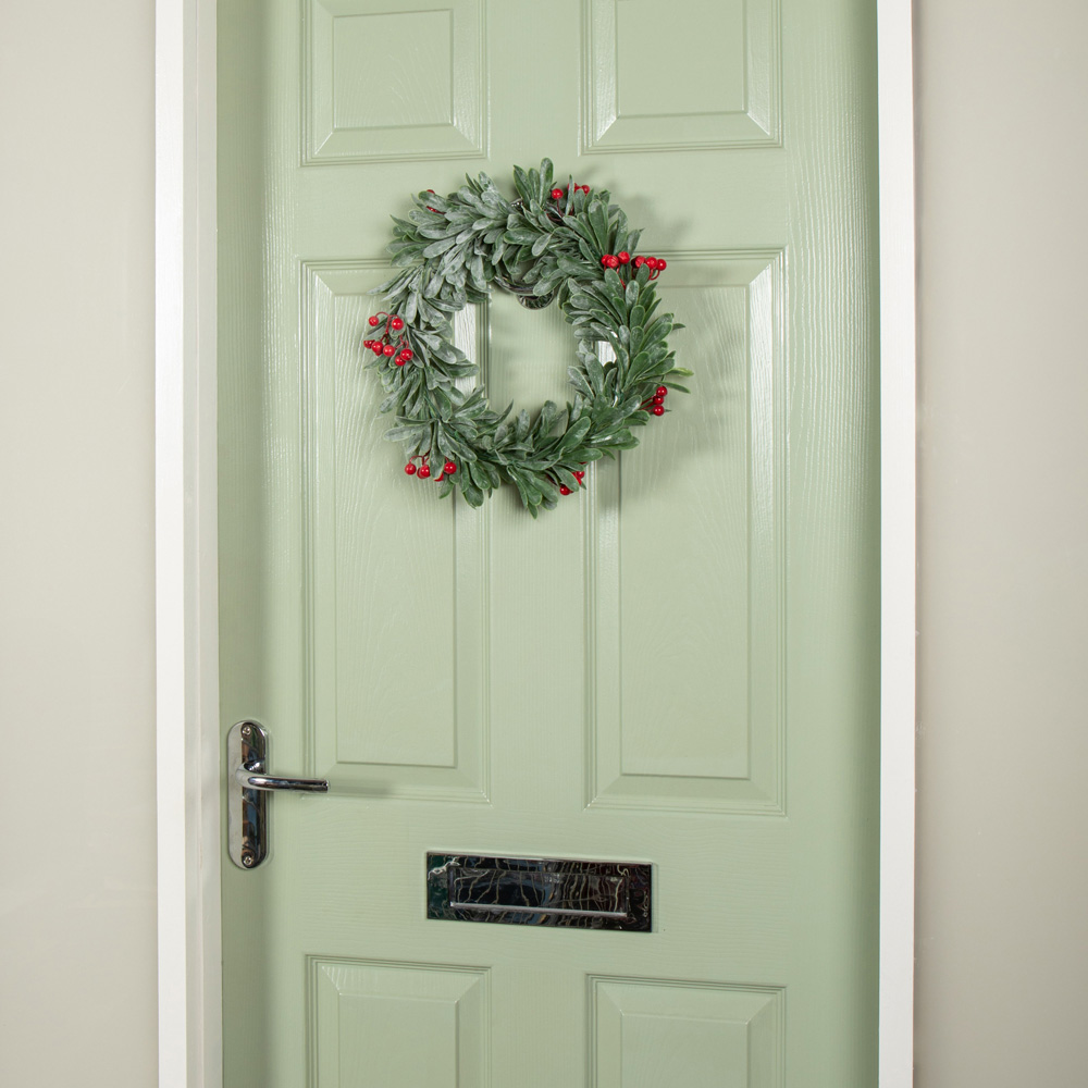 Samuel Alexander Wreath with Red Berries 35cm Image 2