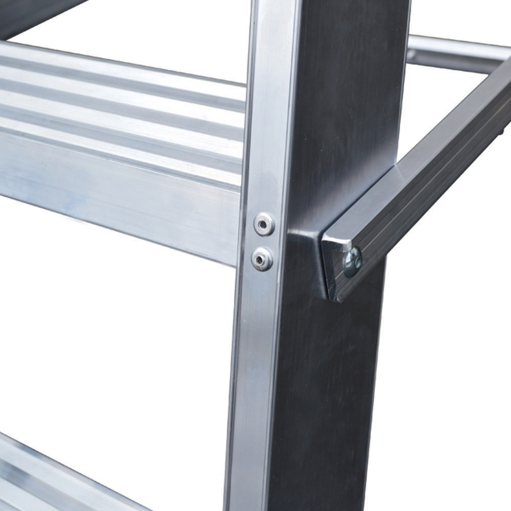 Lyte EN131-2 Professional Platform Step Ladder with Tool Tray Image 4