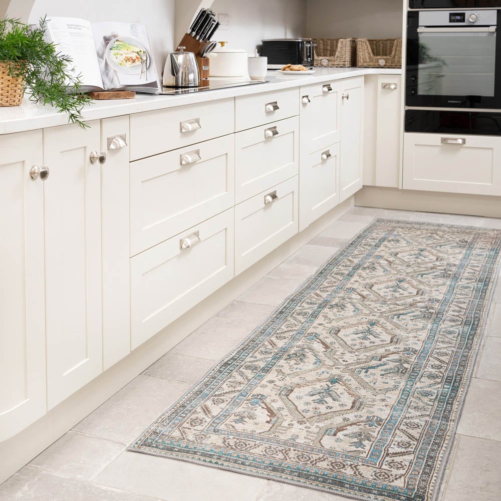 Kukoon Beige and Grey Traditional Bordered Medallion Rug 300 x 80cm Image 3