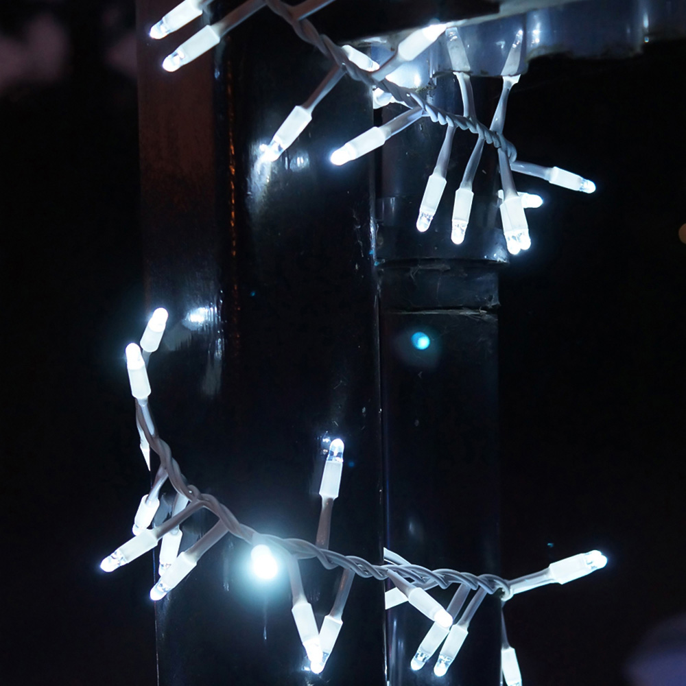 Eagle Connect 1250 Cool White LED White Cluster Light 25m Image 1