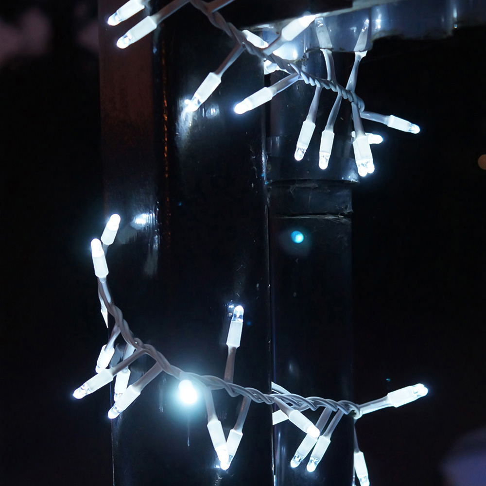 Eagle Connect 750 Cool White LED White Cluster Light 15m Image 1