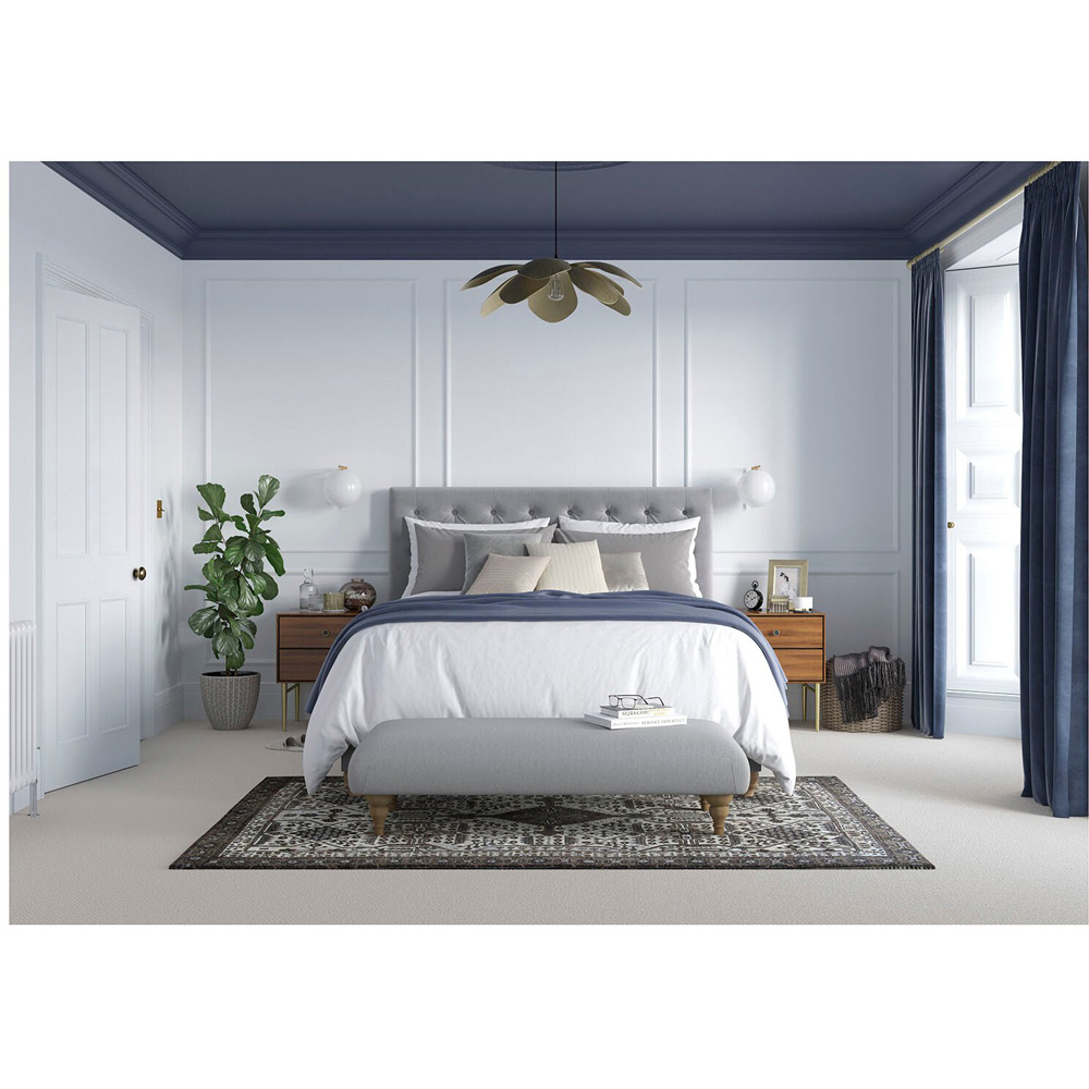 Dulux Heritage Walls and Ceilings Chalk White Velvet Matt Emulsion Paint 2.5L Image 4