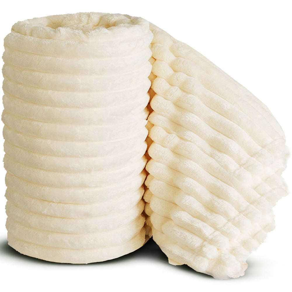 Velosso Bellissima Ivory Plush Throw 305 x 305cm Image 3