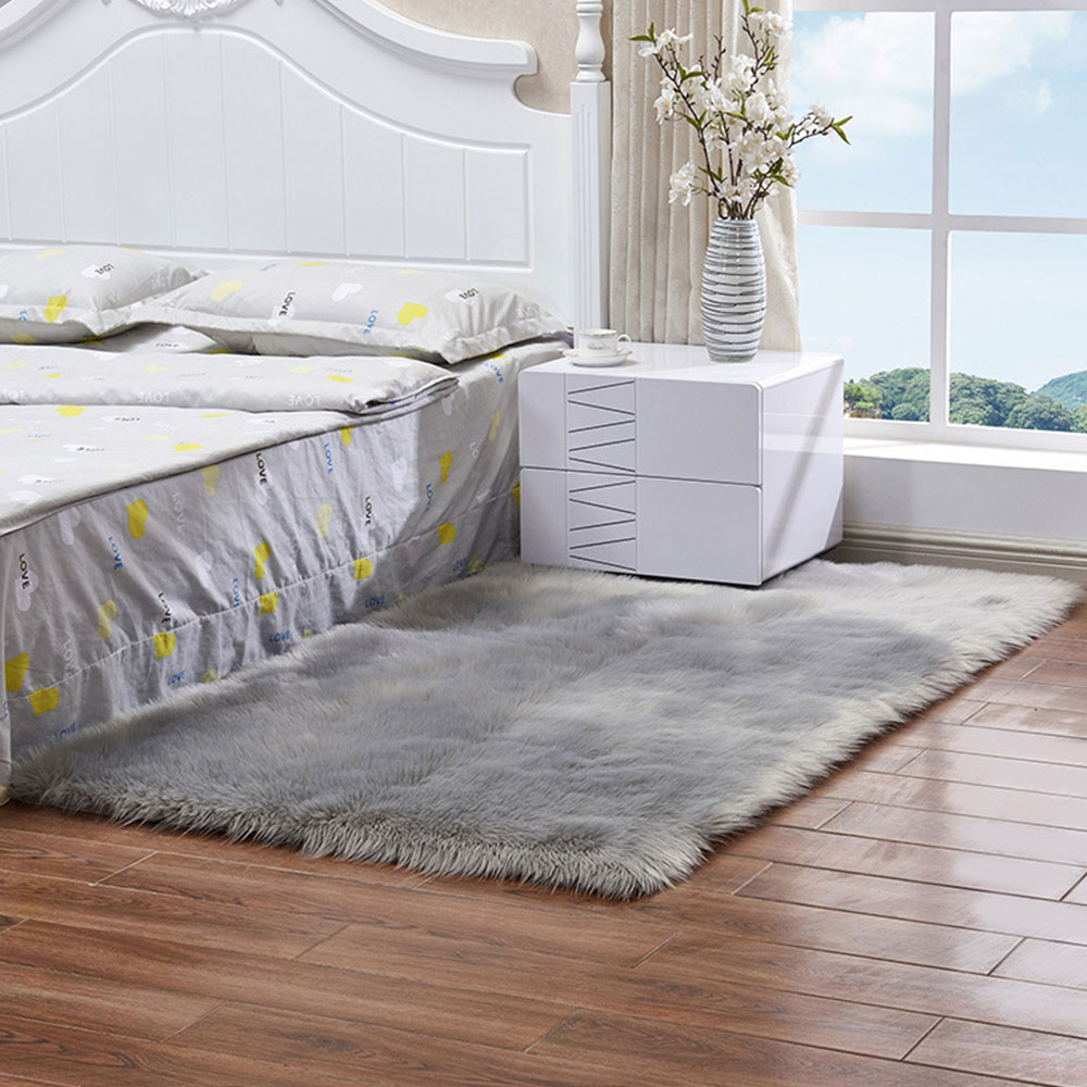 Living and Home Grey Rectangle Soft Shaggy Rug 100 x 180cm Image 3
