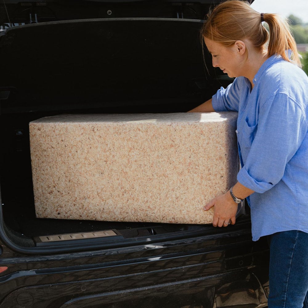 Warma Shavings Bale 20kg Image 2