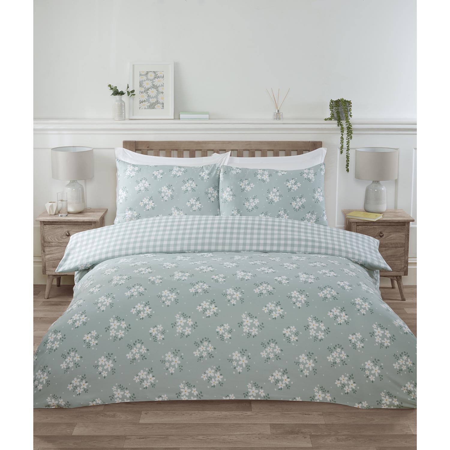 Daisy Duvet Cover and Pillowcase Set - Sage / Double Image 1