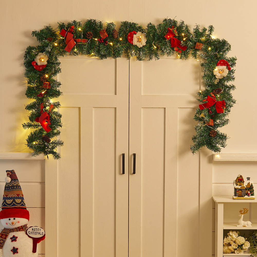 Living and Home LED Christmas Garland with Santa Claus 270cm Image 4