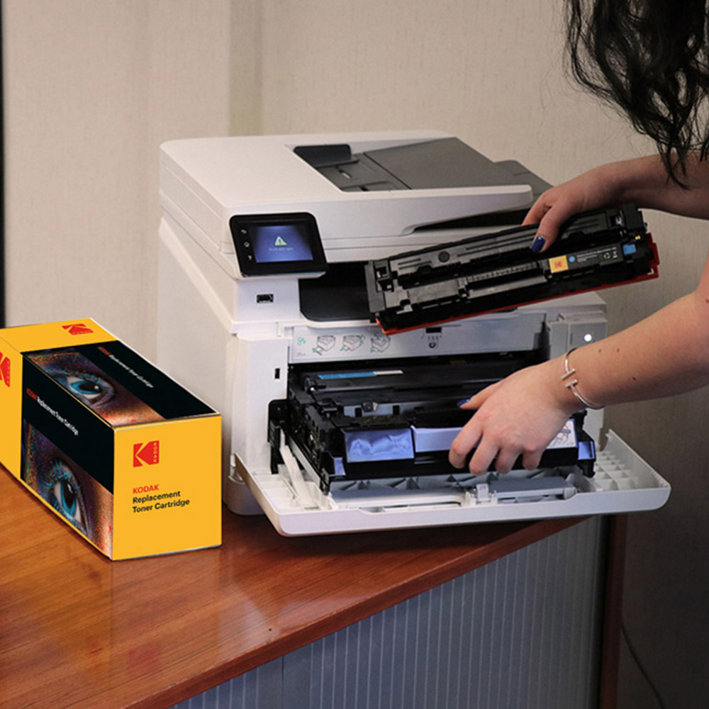 Kodak HP CE323A Magenta Replacement Laser Cartridge Image 3