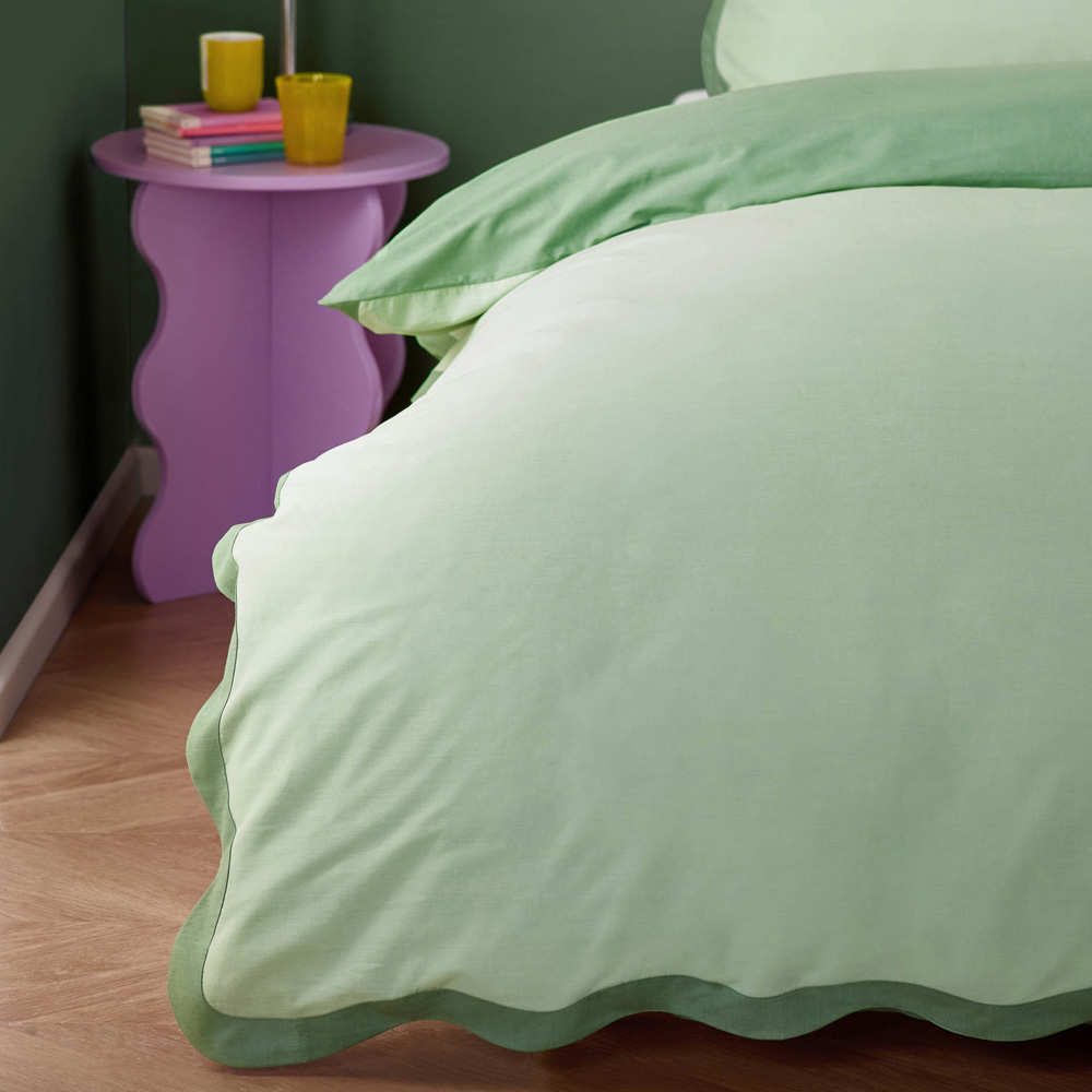 Heya Home Wiggle Super King Size Green Scalloped Duvet Set Image 3