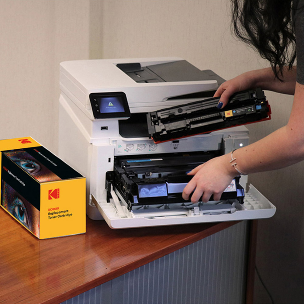 Kodak HP CE322A Yellow Replacement Laser Cartridge Image 3