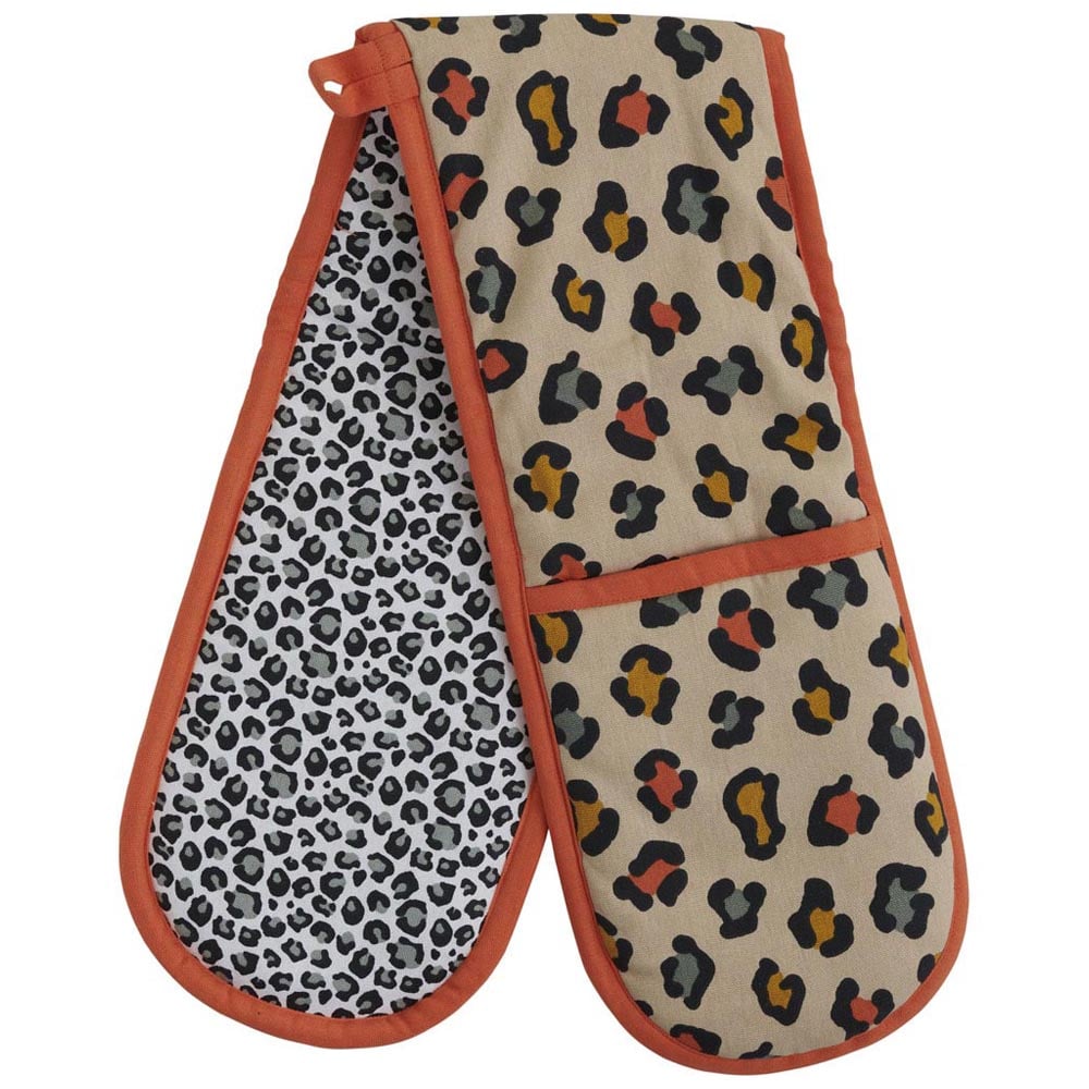 Wilko Leopard Print Double Oven Glove Image 1