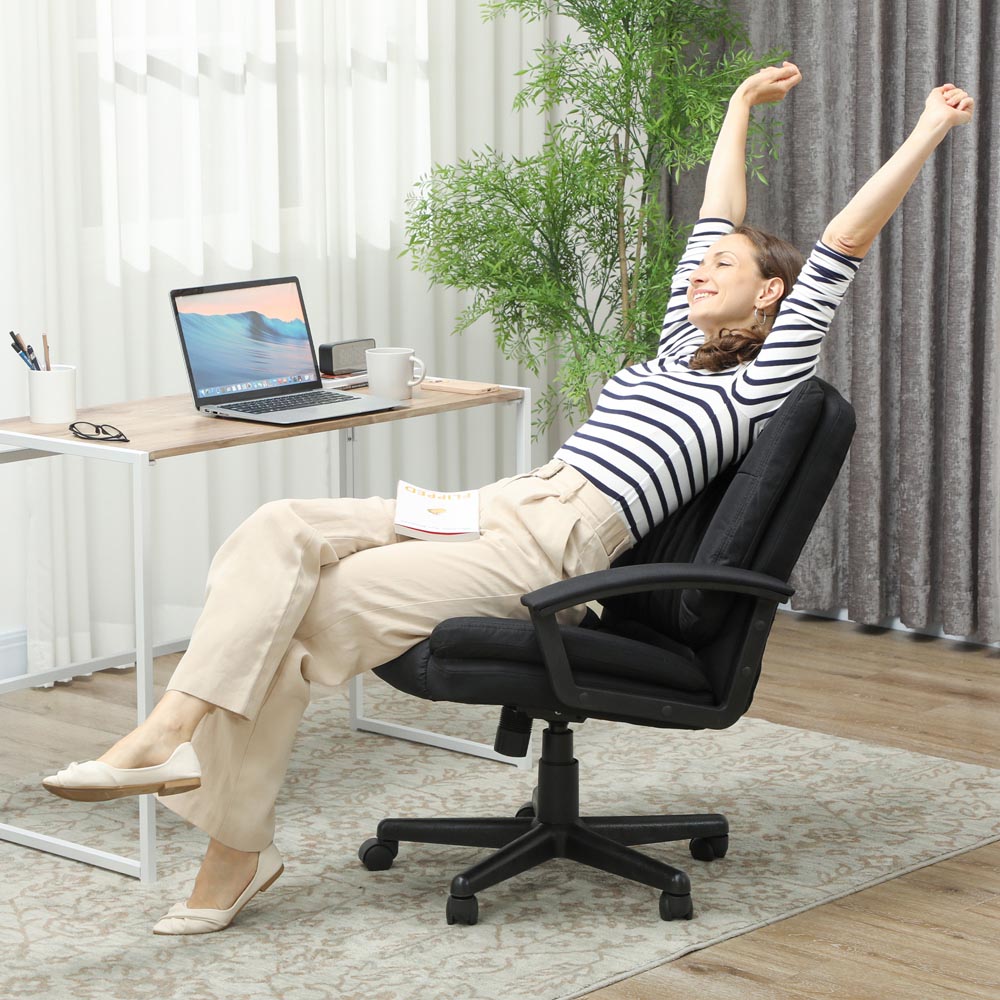 HOMCOM Black Swivel Mid Back Office Chair Image 4