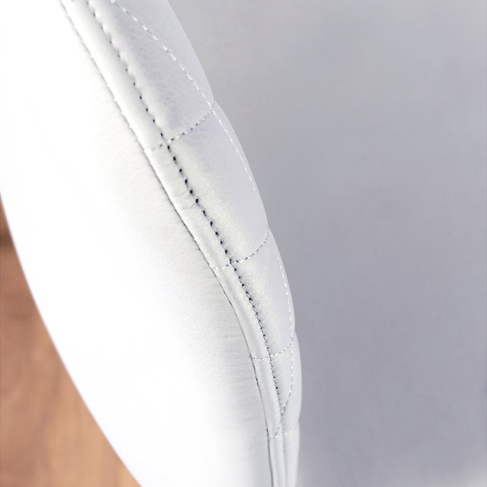 Furniturebox Lucia Solara 6 Seater Dining Set Black Gloss and White Image 7