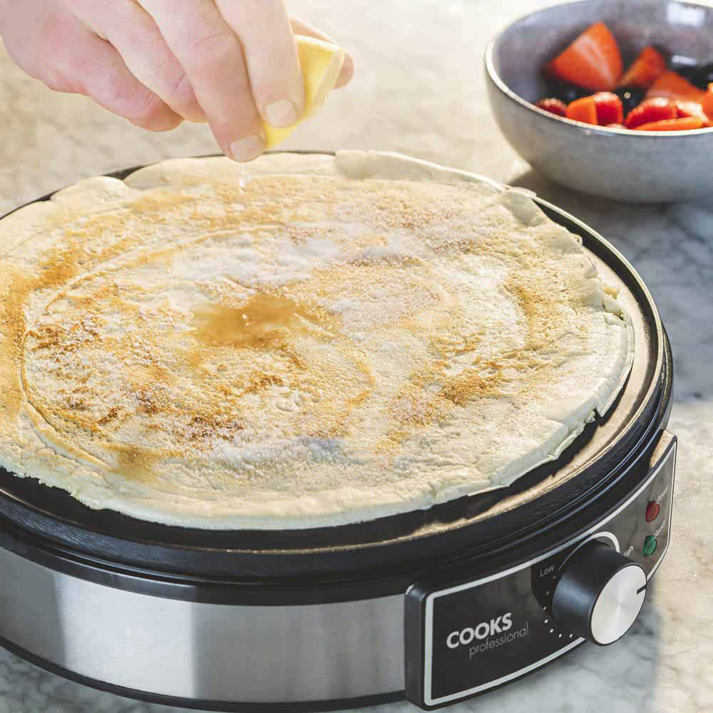Cooks Professional K283 Black Crepe and Pancake Maker 30cm Image 5