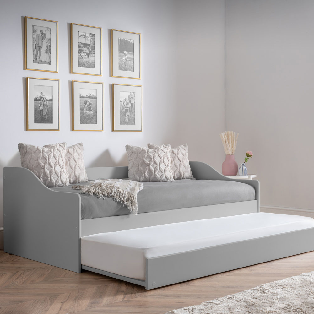 Julian Bowen Elba Dove Grey Lacquered Daybed Image 9