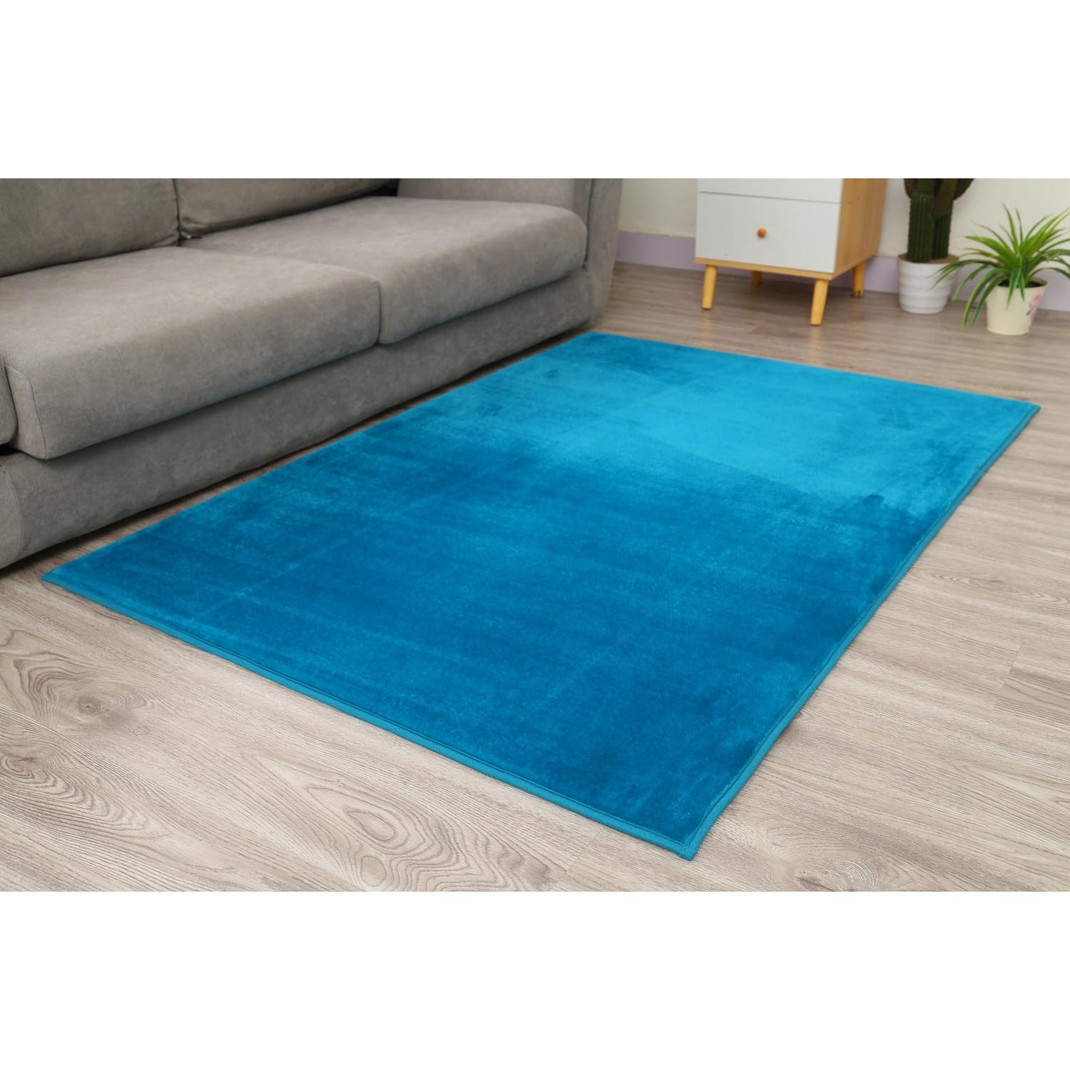 Cosy Teal Flannel Rug Image 2