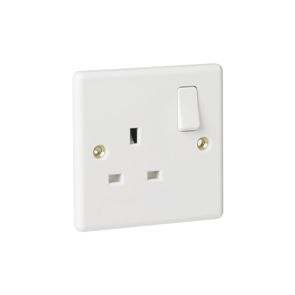 BG 13 Amp 1 Gang White Plastic Switch Socket Image